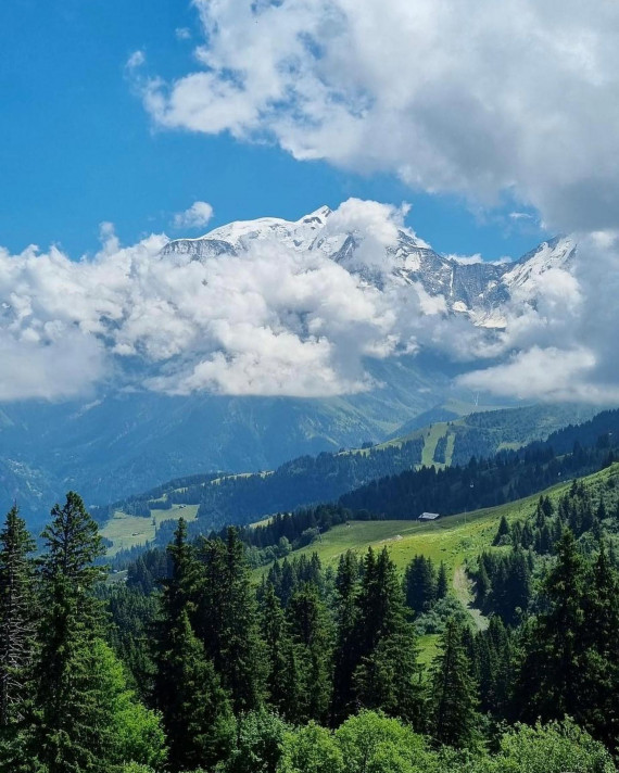 the-best-views-in-megeve-mont-darbois